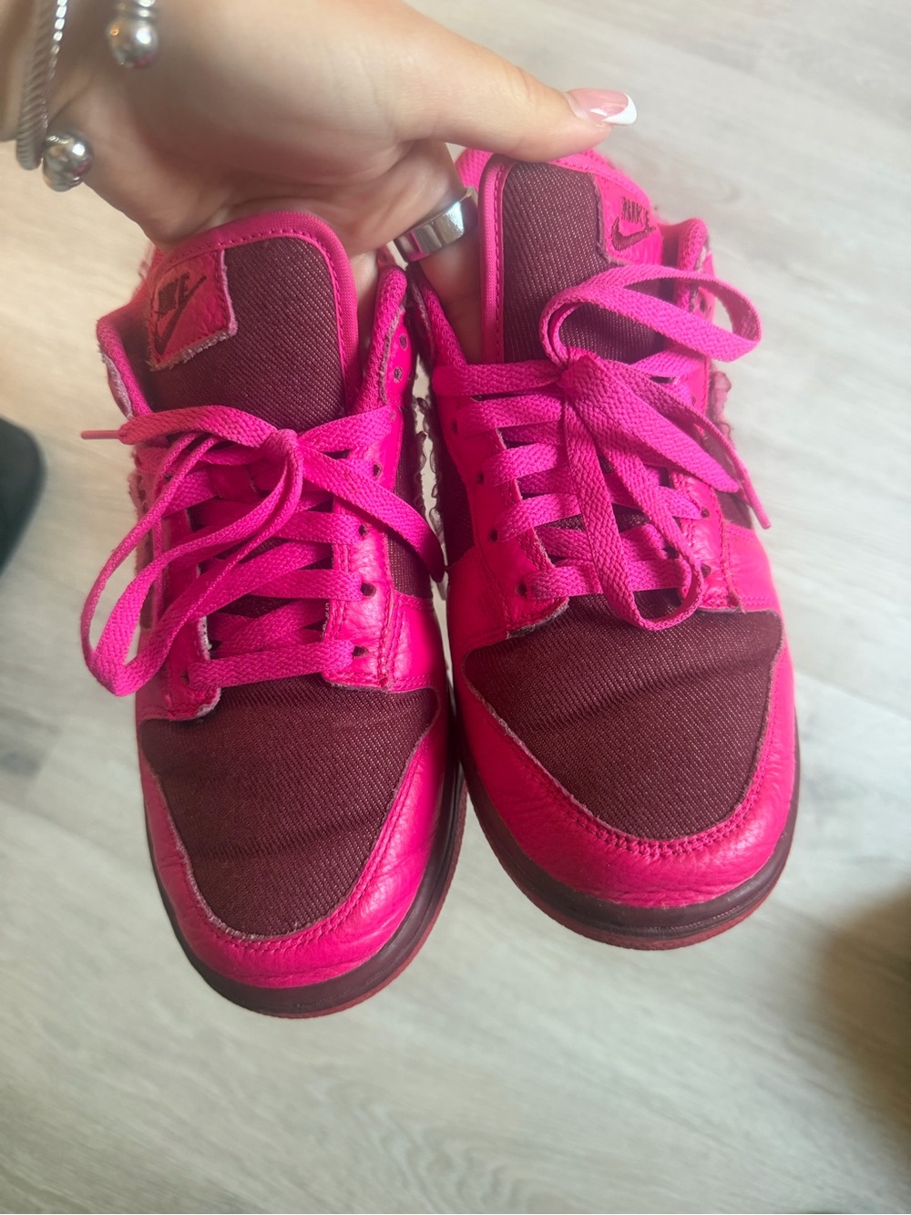 Nike Women’s Low-Top Sneakers in Hot Pink and Burgundy “Valentine’s day 2022”